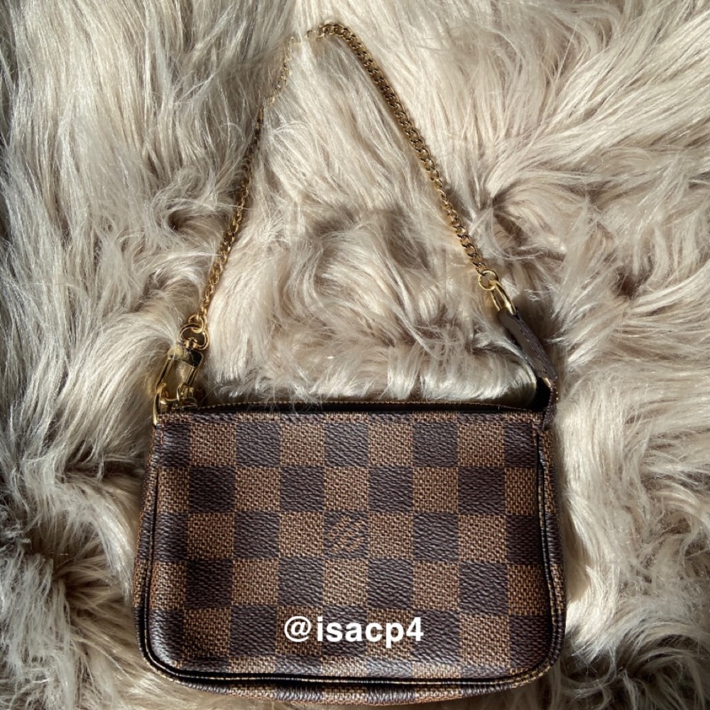Louis Vuitton Mini Pochette Accessories